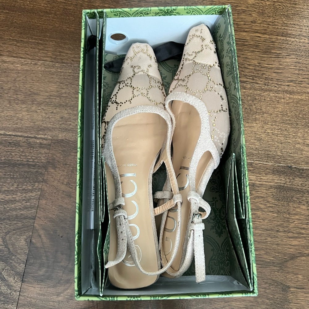 Gucci Nude Heels with Silver Accents - Picture 12 of 15